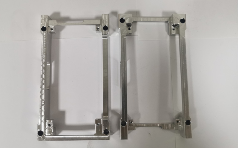 精密部品の加工の取引先はいつも8大問題を聞きます